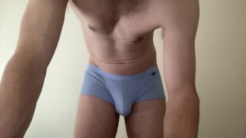 Snapshot of samt2527 chatting on 09/13/25, 02:11 SamT online show from 09/13/25, 02:11