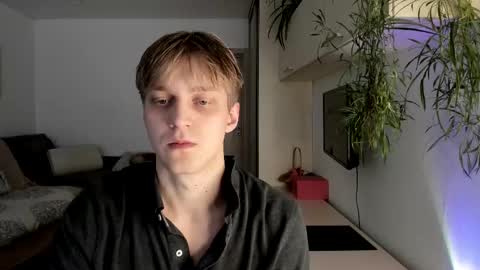 Sam online show from 10/01/25, 09:37