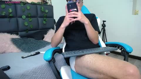 samuel_dark online show from 04/09/26, 01:38