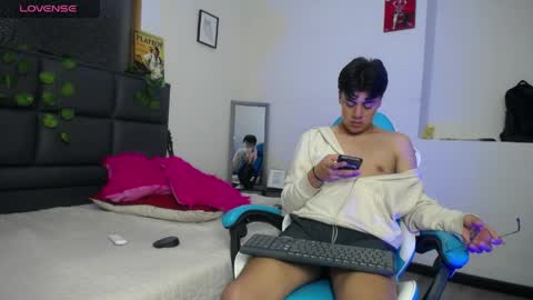 samuel_dark online show from 04/11/26, 12:48