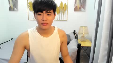 Snapshot of samuelangelo chatting on 03/06/25, 04:08 Sam online show from 03/06/25, 04:08