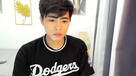 Snapshot of samuelangelo chatting on 03/06/25, 01:57 Sam online show from 03/06/25, 01:57