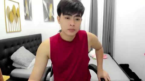 Sam online show from 04/05/26, 05:21