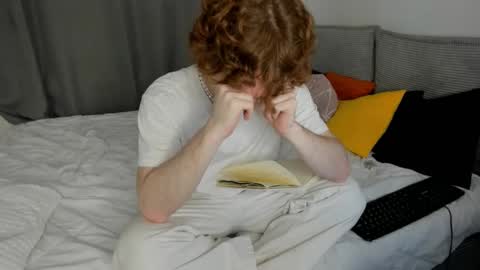 samuelmillerr online show from 12/01/24, 08:53