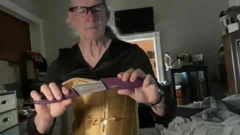 Snapshot of samuelsometimes chatting on 10/23/25, 12:26 Samuel or Samantha online show from 10/23/25, 12:26