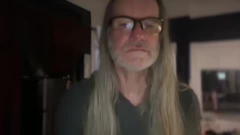 Snapshot of samuelsometimes chatting on 12/04/25, 11:13 Samuel or Samantha online show from 12/04/25, 11:13