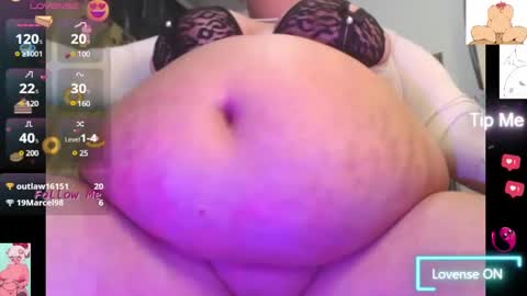 Snapshot of samy_belly32 chatting on 02/20/25, 12:08 loredy samantha online show from 02/20/25, 12:08