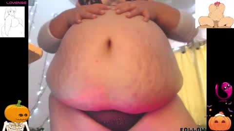 Snapshot of samy_belly32 chatting on 10/29/25, 07:04 loredy samantha online show from 10/29/25, 07:04