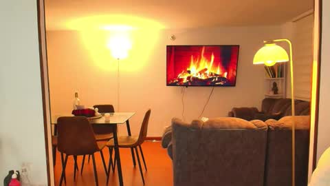 Hello I am absent due to a family calamity I will return soon-hola estoy ausente por un problema familiar volvere pronto. online show from 02/03/26, 12:09