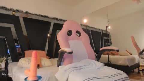 Snapshot of samy_ross_ chatting on 12/11/24, 01:58 Find me at when im offline here. online show from 12/11/24, 01:58