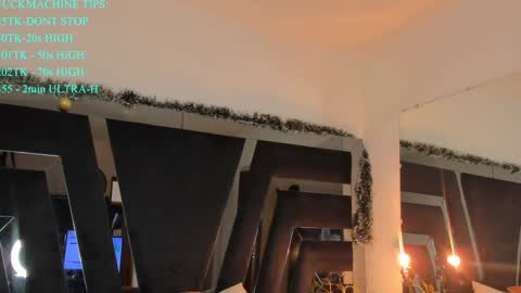 Snapshot of samy_ross_ chatting on 12/31/24, 07:07 Find me at when im offline here. online show from 12/31/24, 07:07