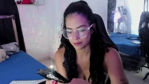 Snapshot of samykiss chatting on 07/11/26, 01:47 SamyHolbrook online show from 07/11/26, 01:47