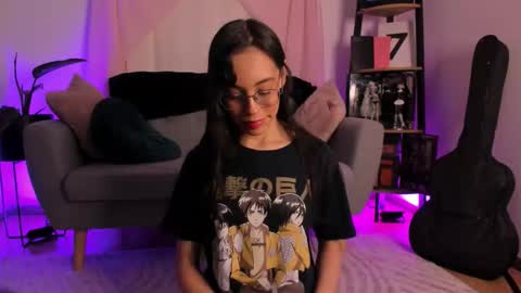 Special show on 17 december and 23 UwU online show from 11/05/25, 04:40