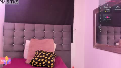 Snapshot of samypink_ chatting on 02/07/25, 03:12 samy online show from 02/07/25, 03:12