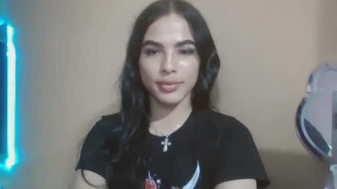 Snapshot of samys_world chatting on 02/04/25, 01:56 Samy Montoya online show from 02/04/25, 01:56