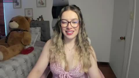 Samanta online show from 04/15/26, 11:39