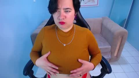 Snapshot of samythomas_t chatting on 01/10/26, 02:35 samythomas_t online show from 01/10/26, 02:35