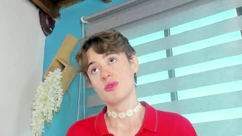    online show from 02/05/25, 01:54