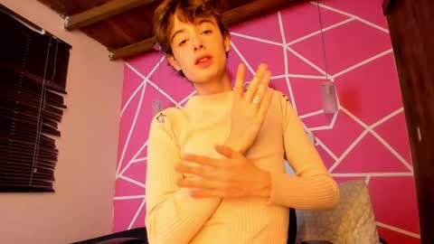    online show from 02/15/25, 11:25