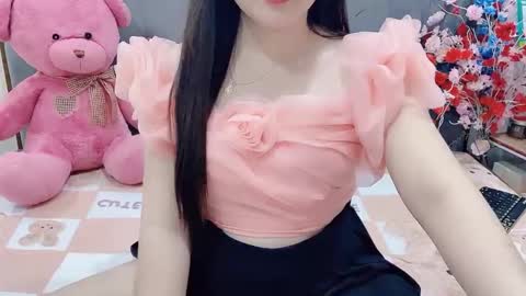 sanami_sian_ online show from 12/02/25, 02:17