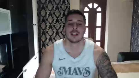 Snapshot of sanchezerik4 chatting on 01/09/25, 10:09 Sanchez Erik online show from 01/09/25, 10:09