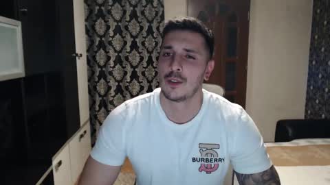 Snapshot of sanchezerik4 chatting on 01/22/25, 03:29 Sanchez Erik online show from 01/22/25, 03:29