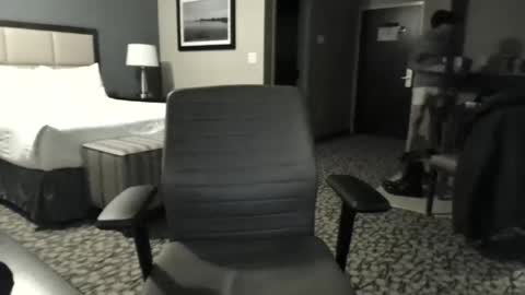 Snapshot of sanchovilla7 chatting on 12/16/25, 12:48 Sanchovilla7 online show from 12/16/25, 12:48