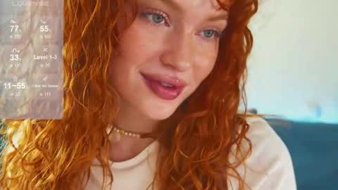 Snapshot of sanda_red chatting on 10/21/25, 01:56 Sanda3 online show from 10/21/25, 01:56