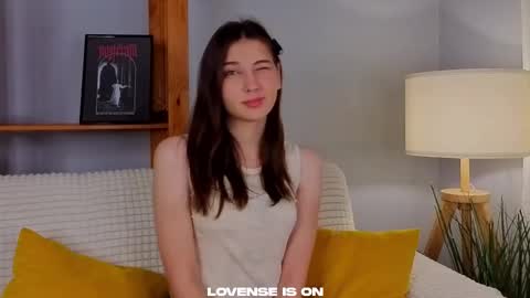 Isabel but you can call me Bella online show from 11/27/25, 12:56