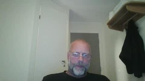 sandnesrune523 online show from 09/23/25, 05:49