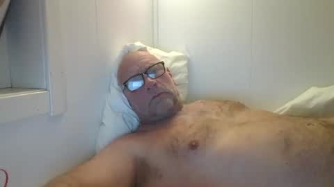 Snapshot of sandnesrune523 chatting on 01/17/26, 06:07 sandnesrune523 online show from 01/17/26, 06:07