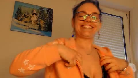 Sandra online show from 02/21/26, 03:13