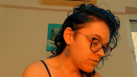 Sandra online show from 02/24/26, 04:27