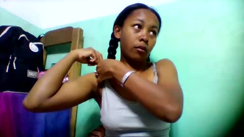 sandra1253099 online show from 07/08/26, 06:18