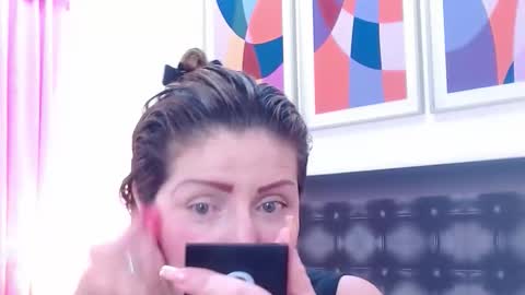 SANDRA online show from 12/04/25, 10:13