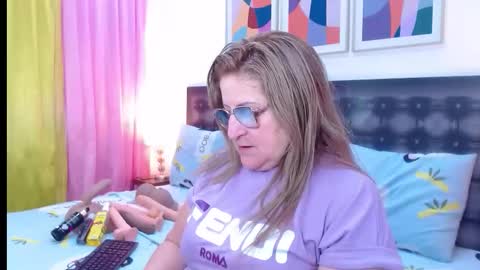 SANDRA online show from 02/02/26, 11:09