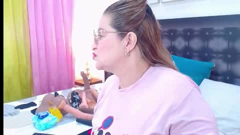 Snapshot of sandra_20_ chatting on 05/30/26, 11:07 SANDRA online show from 05/30/26, 11:07