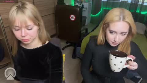 sandra dimonds online show from 03/06/26, 02:46