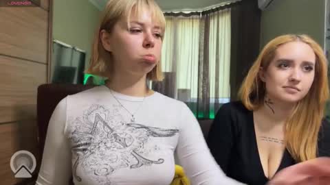 sandra dimonds online show from 03/12/26, 02:34