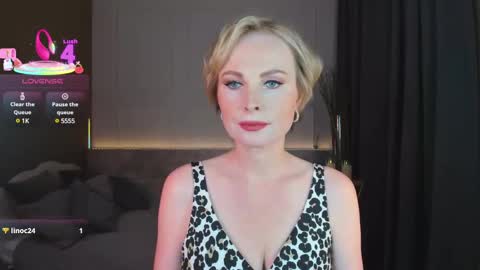 Snapshot of sandra_kind chatting on 02/26/25, 05:31 Sandra online show from 02/26/25, 05:31