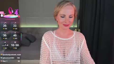 Snapshot of sandra_kind chatting on 03/06/25, 11:36 Sandra online show from 03/06/25, 11:36