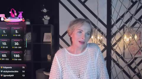 Snapshot of sandra_kind chatting on 03/09/25, 08:29 Sandra online show from 03/09/25, 08:29