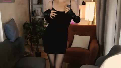 Snapshot of sandra_kind chatting on 09/21/25, 05:42 Sandra online show from 09/21/25, 05:42