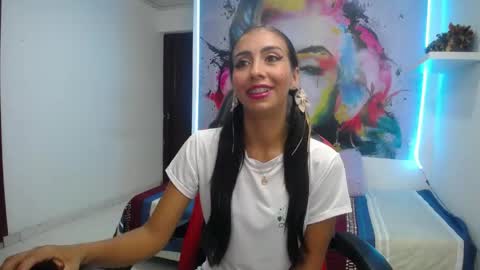 Snapshot of sandra_petite19 chatting on 05/10/26, 02:50 sandra online show from 05/10/26, 02:50
