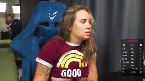 Snapshot of sandra_sww chatting on 11/12/25, 06:58 sandra sw and bigmen Give our more pleasurePVT IS OPEN online show from 11/12/25, 06:58