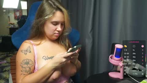 Snapshot of sandra_sww chatting on 12/16/25, 04:34 sandra sw and bigmen Give our more pleasurePVT IS OPEN online show from 12/16/25, 04:34