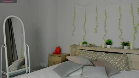 sandraa_anderson online show from 04/19/26, 11:29