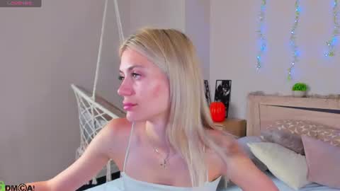 Snapshot of sandraa_anderson chatting on 07/20/26, 11:18 sandraa_anderson online show from 07/20/26, 11:18