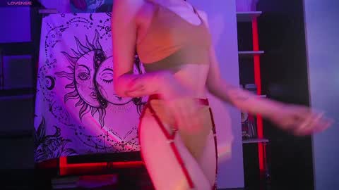 Sandy  online show from 12/06/24, 02:02