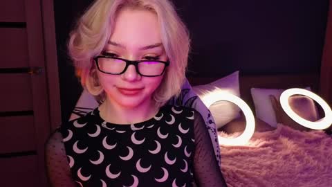 Sandy  online show from 02/06/25, 01:16